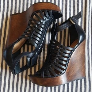 NWT Schutz Lalo Woven Leather Wedge Sandals